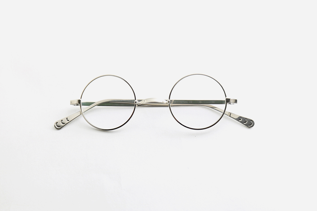 ゲルノットリンドナー メガネ　眼鏡　GERNOT LINDNERファッション