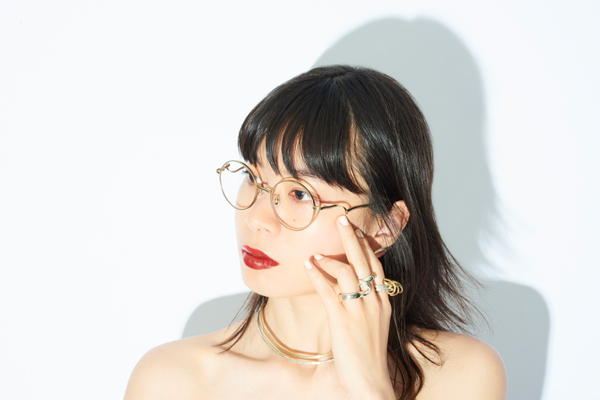 Zoff×LOVE BY e.m. eyewear collection ZO193001_56F1 着用イメージ・その2